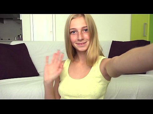 ❤️ Når jeg keder mig, onanerer jeg dovent min lyserøde fisse ️ Hjemmelavet porno at da.pornobot.ru ❌