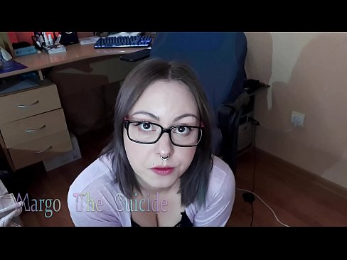 ❤️ Sexet pige med briller sutter Dildo dybt på kamera ️ Hjemmelavet porno at da.pornobot.ru ❌
